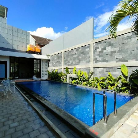 Villa Penny II Batu  Exterior photo